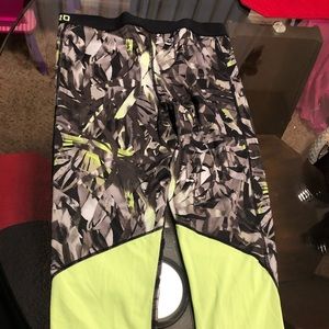 Nike pro workout pantS women Size XL